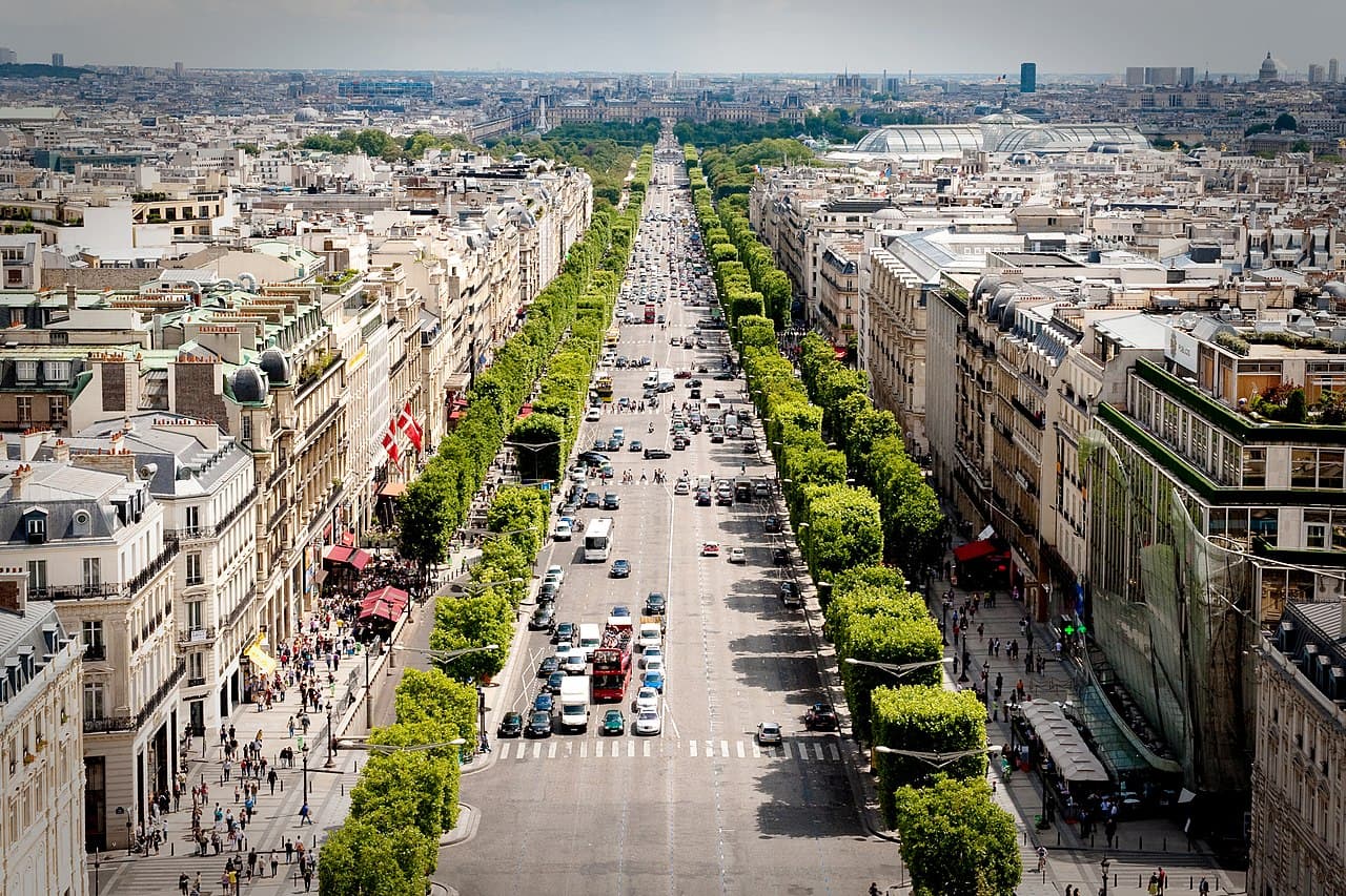 imagem do Avenue des Champs-Elysées - slide 1
