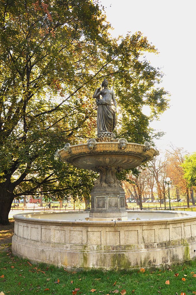 imagem do Fontaine de Diane - slide 1