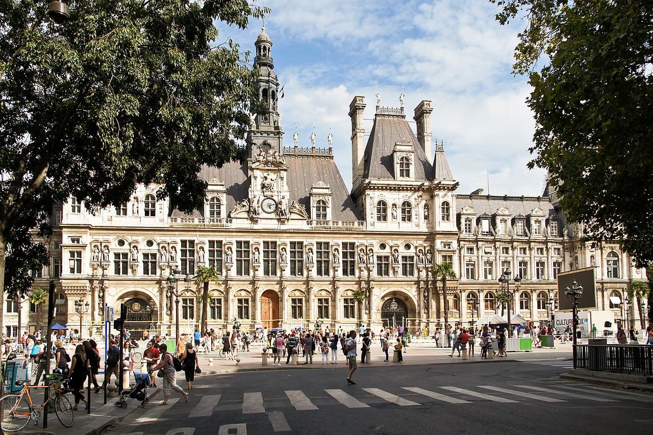 imagem do Place de l'Hôtel de Ville - slide 1