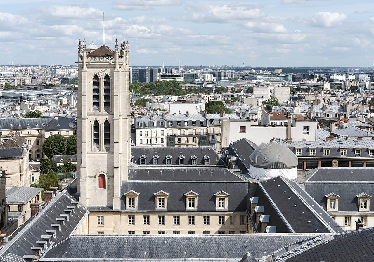 imagem do Lycée Henri IV - Tour Clovis - slide 1