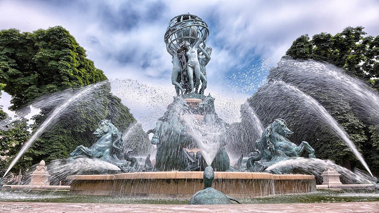 imagem do Fontaine des Quatre-Parties-du-Monde - slide 1