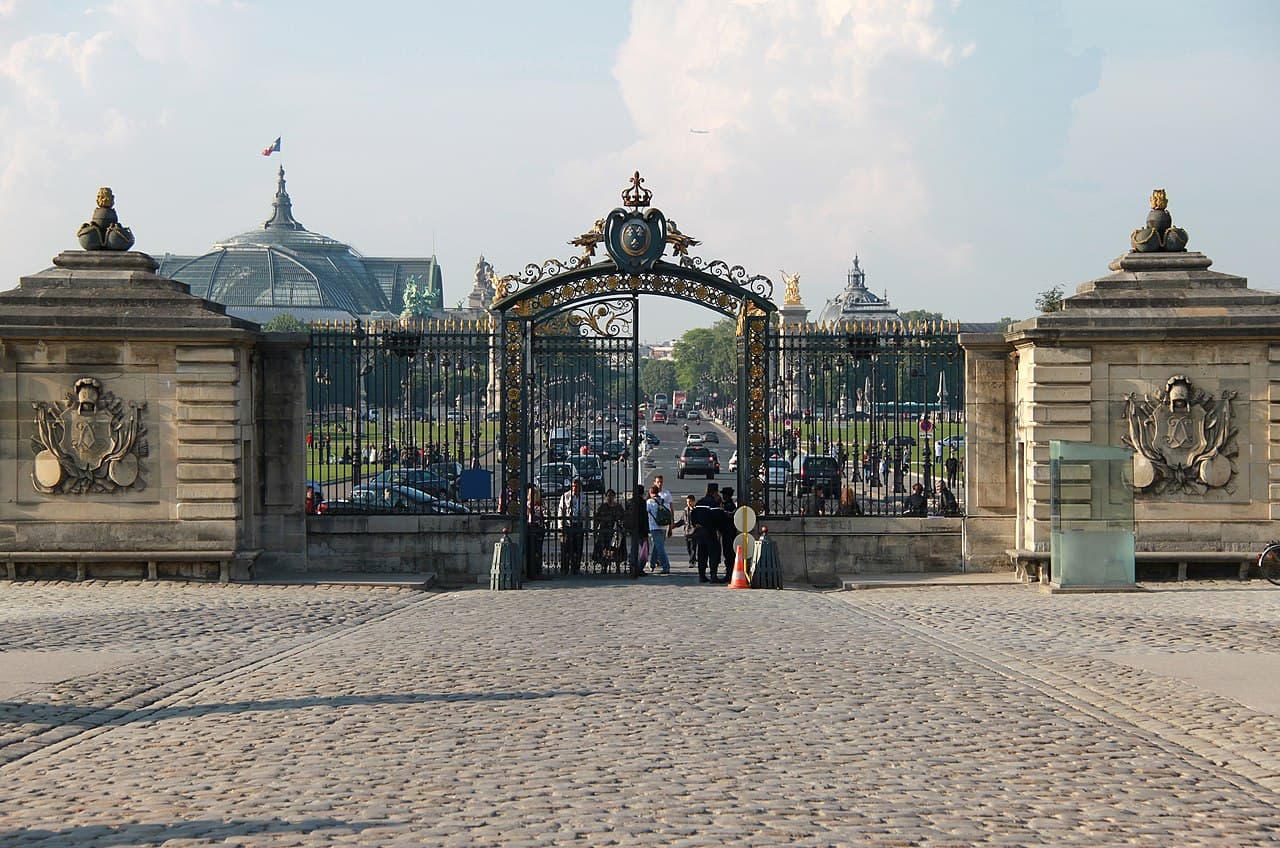 imagem do Esplanade des Invalides - slide 1