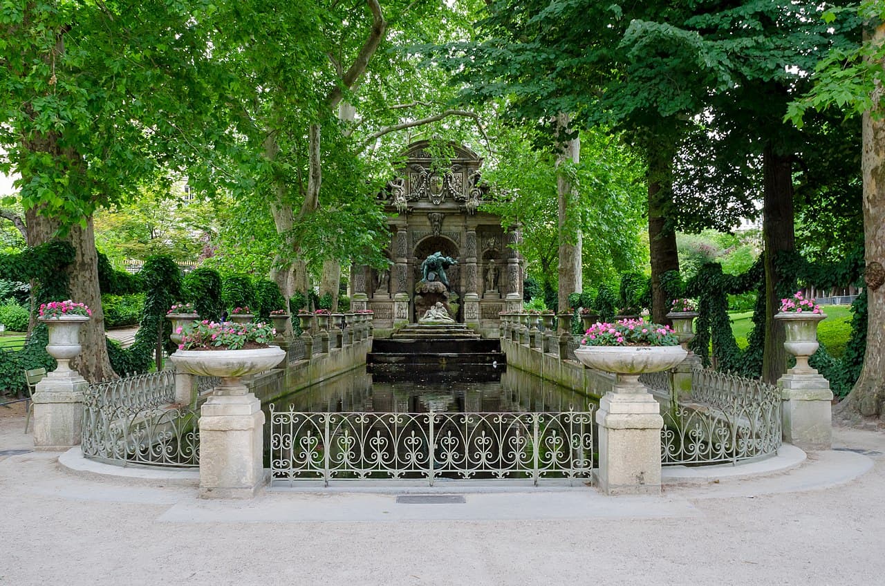 imagem do La Fontaine Médicis - slide 1