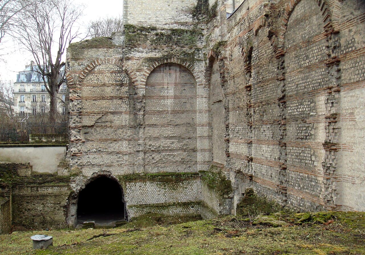imagem do Termas de Cluny - slide 1