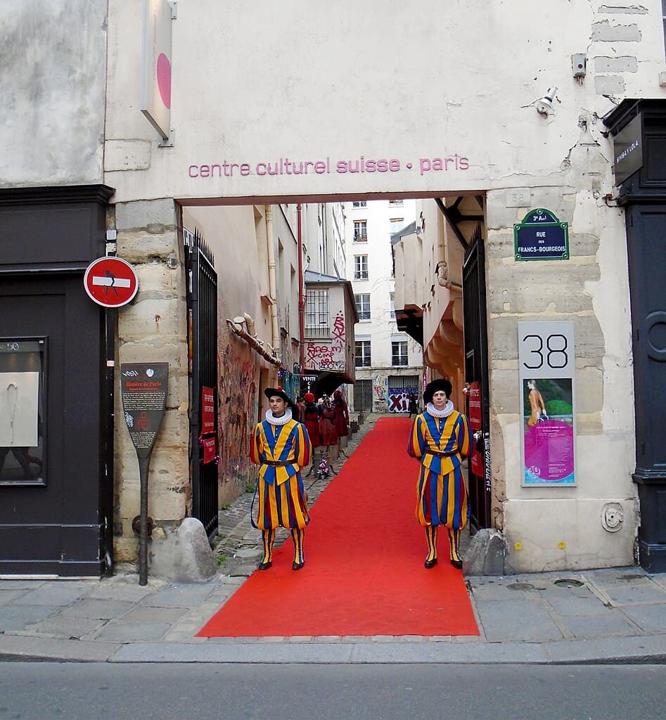 imagem do Centre Suisse - slide 1