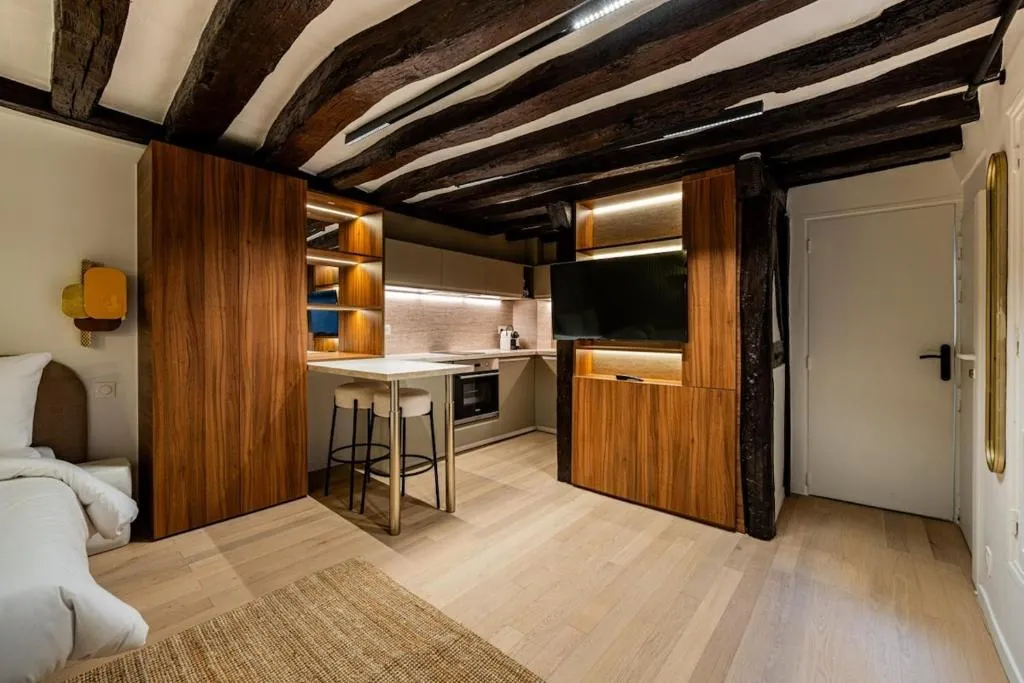 imagem do Estúdio na Île St Louis, às margens do Sena - slide 4